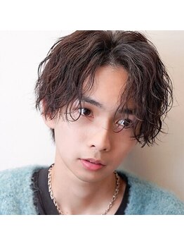 シフト バイ ゼロ(SHIFT by XeRo)の写真/【オシャレになりたいなら】魅力を引き出す『メンズカット』と誰でも似合う『ツイストスパイラル』が人気◎