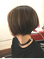 02 ファンデーション(faNdesyoN) 02faNdesyoN ○ミニマルハイライティッドボブ○