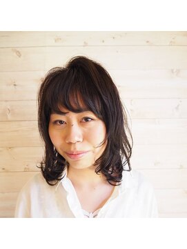 フラット(flat) ≪ワンカールパーマ≫×≪ダークトーンカラー≫