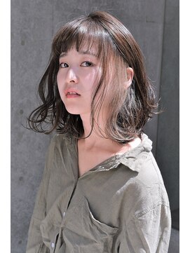 美容室ピュール(PUUR) インナーカラー×外ハネボブ/厚めバング/アッシュブラウン