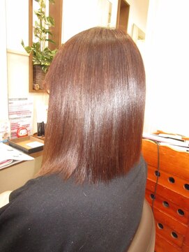 コアフィールフィス(COIFFURE fils) 《見附　今町》明るめブラウン　M3Dトリートメント　ミディ