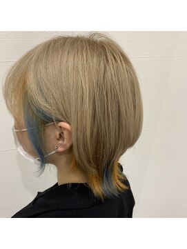 アフロディアンブランシュ(AphrodiaN branche) 20代30代40代 ハイトーンカラー インナーカラー[ブルーシルバー]