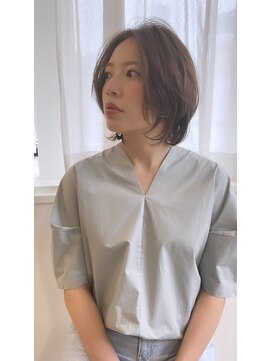 アンス 大阪梅田(ANs.) 20代30代40代抜け感ショートレイヤーミルクティベージュ