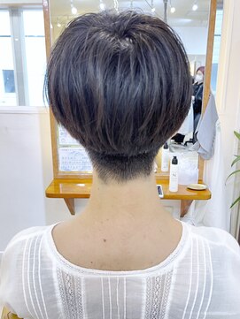 モリオ フロム ロンドン 成増店 【morio成増/児玉】刈り上げショート 黒髪