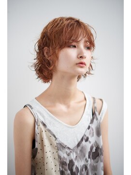 ツキ(TSUKI) パーマ風ボブ