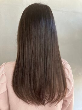 フェアリーテール 高坂店 透明感カラーのサラツヤロング
