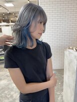 イェッカ パビル(YECCA pabil)&nbsp;シルバー×インナーカラーブルー（ブリーチ1～2回）