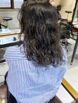 コフィー バイ メルト 吉祥寺(cofy by melt) 【三ツ井】ニュアンスパーマ コテ巻き風カール 簡単スタイリング