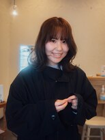 カラン(caran)&nbsp;ベージュ＋パーマ風アレンジ【@hair_mazda】