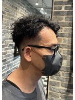 ミリオンバックス 御徒町店(Million Backs)&nbsp;シークレットパーマ/フェード/パーマ<理容室>[メンズ/眉毛]