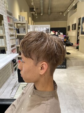 フリーラ 横浜(freera) ミルクティーベージュ/メンズハイトーン