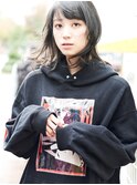 乾かすだけで決まる顔まわりにレイヤーを入れた重めロブヘアー