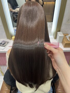 ザトエル 栄(THE TOEL) 髪質改善メテオカラーショコラブラウングレージュベージュロング