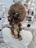 ツインポニーアレンジ