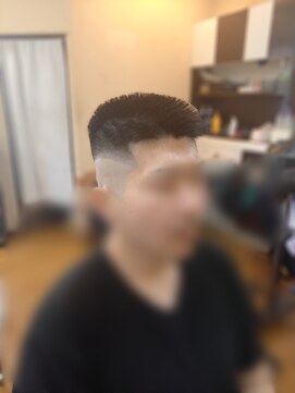 男&女のヘアーサロンF フェードスタイル