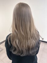 クラウド ナイン(Cloud 9)&nbsp;ミルクティーベージュ×黒の裾カラー