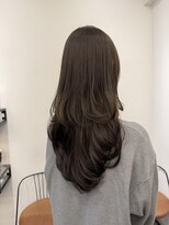 リリアーナ(LILIANA)&nbsp;池袋 イルミナカラー レイヤースタイル オリーブベージュ♪