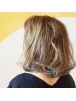 まえがみ美容室&nbsp;グレーアッシュロブ
