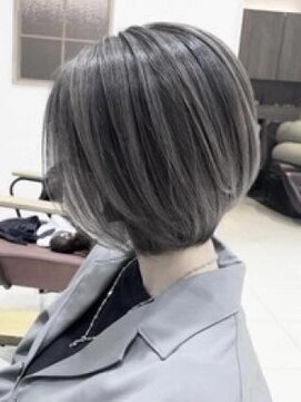 クアトログランシュ ひたちなか店(QUATRO×GranCieux) ショートバレイヤージュ