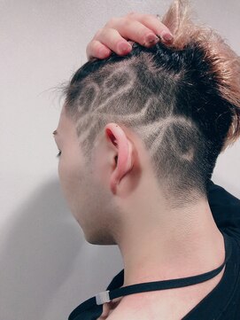 アクティフ(actif) スキンフェード バリアート ドラケン 20代30代40代50代60代