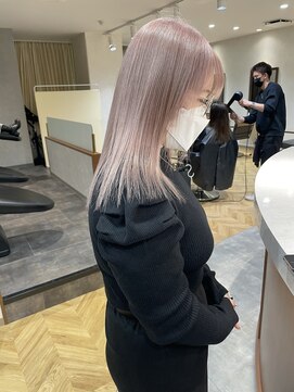 ロンド レア 天神大名店(Lond Le’a) ミルクティーベージュ/ダブルカラー/ブリーチ/くびれヘア