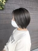 透明感グレージュカラー