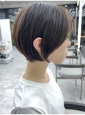 美髪シアーカラーピンクブラウンショートカット切りっぱなしボブ