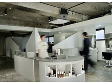 【BURROWの内装は有名な建築家にデザインしてもらいました】