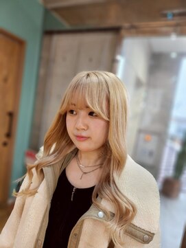 ミラシィ 成田(Mirashy) ハイライトカラーミルクティーベージュレイヤーカット