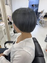 アヴニール アックス(Avenir axe)&nbsp;マッシュショート＋ブルーシルバー