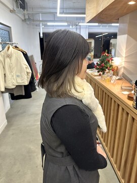 バド(bado) グレージュカラー/透明感カラー／レイヤーカット／髪質改善/本町