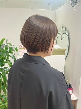 アビエクレール 河内花園(abije claire) 美シルエットショートボブ【河内花園駅】