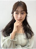 オリーブベージュ