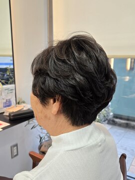 ストーク トウキョウ(stoke TOKYO) ミセスパーマのブロー仕上げ