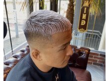 ブリーチカラーで叶える最旬ハイトーンヘア <理容室>[メンズ/シェービング/ヘッドスパ/田町/芝浦]
