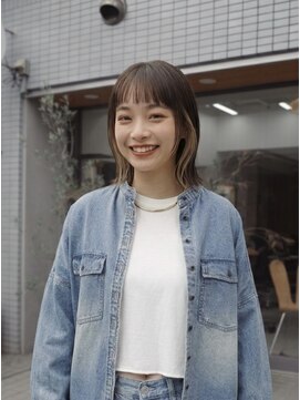 キビト(kibito) 若松河田曙橋オン眉ミルクティーベージュインナーカラー10代20代