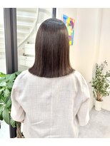 エブリ(evri)&nbsp;切りっぱなしボブ　髪質改善　縮毛矯正　髪質改善トリートメント