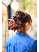 ソーホー ニューヨーク シズオカ(SOHO newyork SHIZUOKA)&nbsp;ゆるふわオシャレな大人のアップスタイル