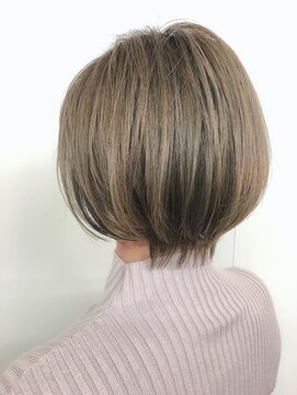 シュシュ(Chouchou.) 大人可愛い小顔ショート