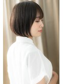 美髪アッシュブラック大人かわいい前下がりボブショートZ大宮