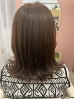 シーヤ(Cya)&nbsp;コンプレックス解消/髪質改善/簡単スタイリング/ミディアムボブ