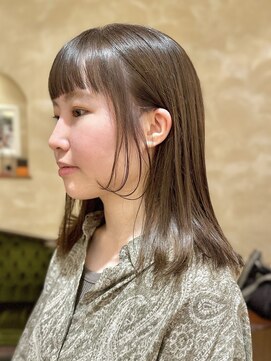 ビュートリアム265(BEAUTRIUM 265) ミディアムボブ/ロブ/アッシュベージュ/外はね/ストレートヘア