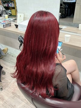 コワファーストナガサキシャンプーボーイ(COIFF1RST NAGASAKI SHAMPOO BOY) 長崎 ブリーチ1回 レッドカラー