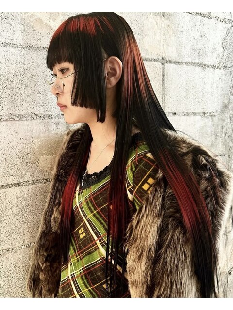 姫カット　黒髪ロング　ケアブリーチ　デザインカラー