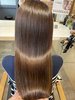ヘアサロン テラ(Hair salon Tera) なめらかで柔らかい質感のロングヘア