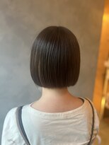 レニー(Reny)&nbsp;オリーブベージュボブ×透明感カラー◎20代30代40代