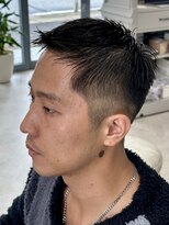 レヴィア(REVIA)&nbsp;メンズ刈り上げツーブロック短髪スタイルメンズカット