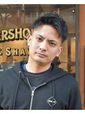 束感アップバングショートスキンフェード黒髪ツーブロック