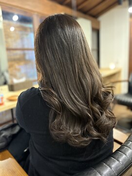 ヘアースタジオ ゼン カロン(Hair studio Zen kalon) ハイライト