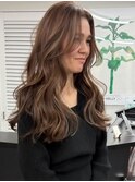 黒髪　ボブルフ　ネビージュ　小顔　ワンレン　スペインカール